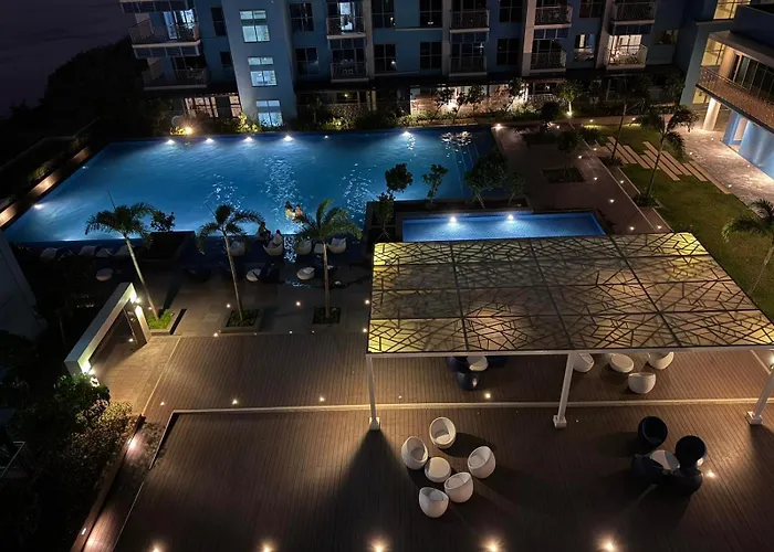 60 Sqm Oceanview 1 Bedroom 2 Pools & Gym Near Moa Manila