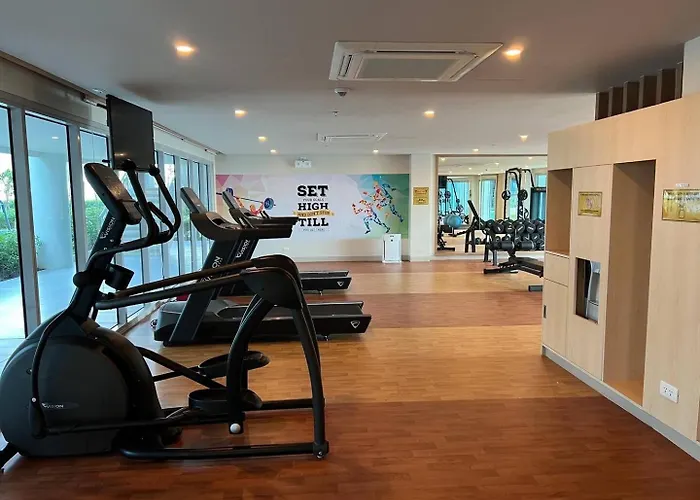 60 Sqm Oceanview 1 Bedroom 2 Pools & Gym Near Moa