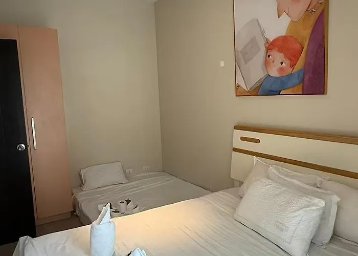 60 Sqm Oceanview 1 Bedroom 2 Pools & Gym Near Moa Manila