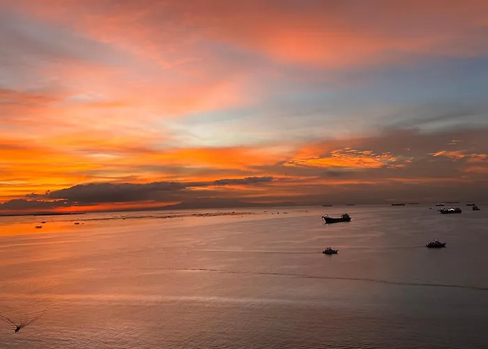 60 Sqm Oceanview 1 Bedroom 2 Pools & Gym Near Moa